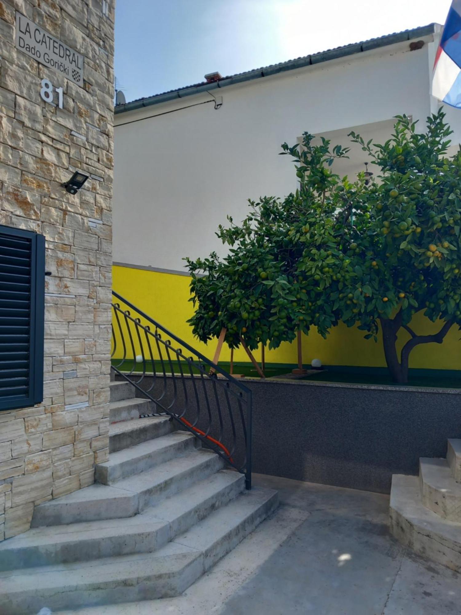 La Catedral Apartamento Sveti Petar  Exterior foto